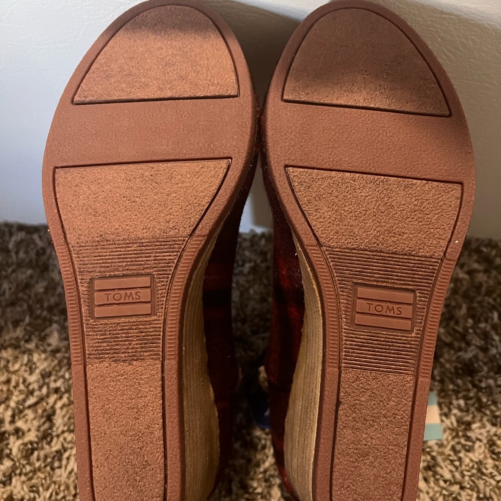 TOMS booties - Picture 2 of 5